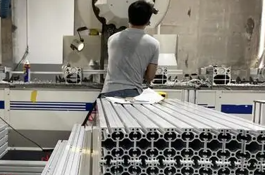 精密铝合金切割设备转速是多少